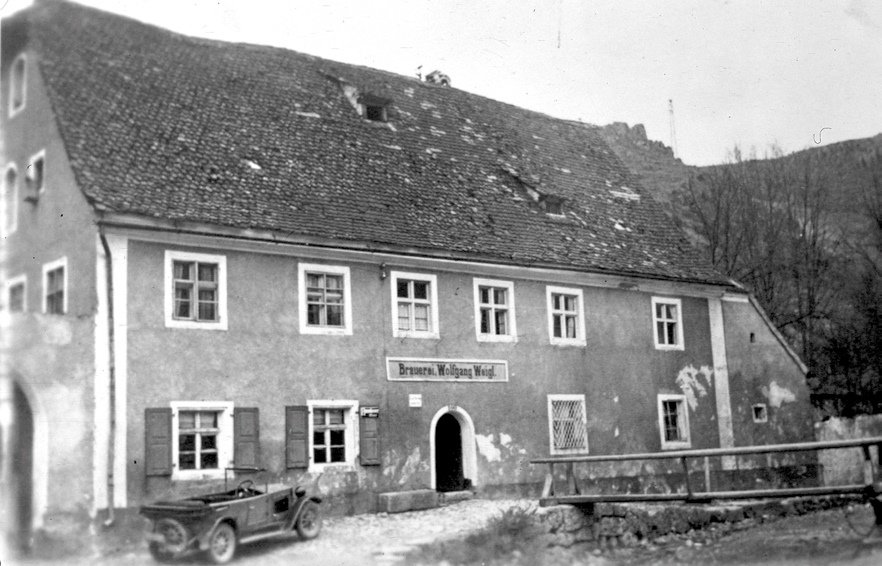 Marktplatz 2 | Gasthaus �B�ckastachl�