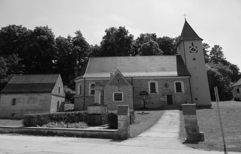 Die Kirche St. Martin | Der Karner